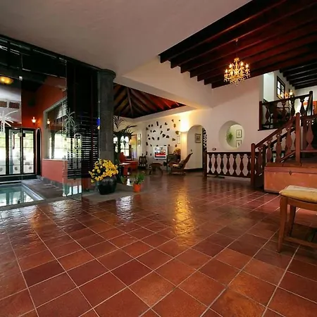 Sleeps 4 Pool Wifi * Haría