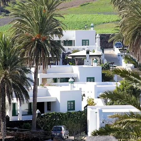 Sleeps 4 Pool Wifi *