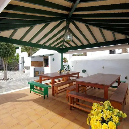 Sleeps 4 Pool Wifi